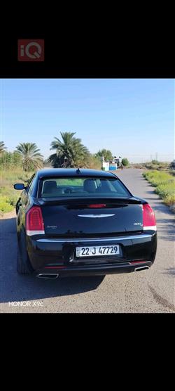 كرايسلر 300